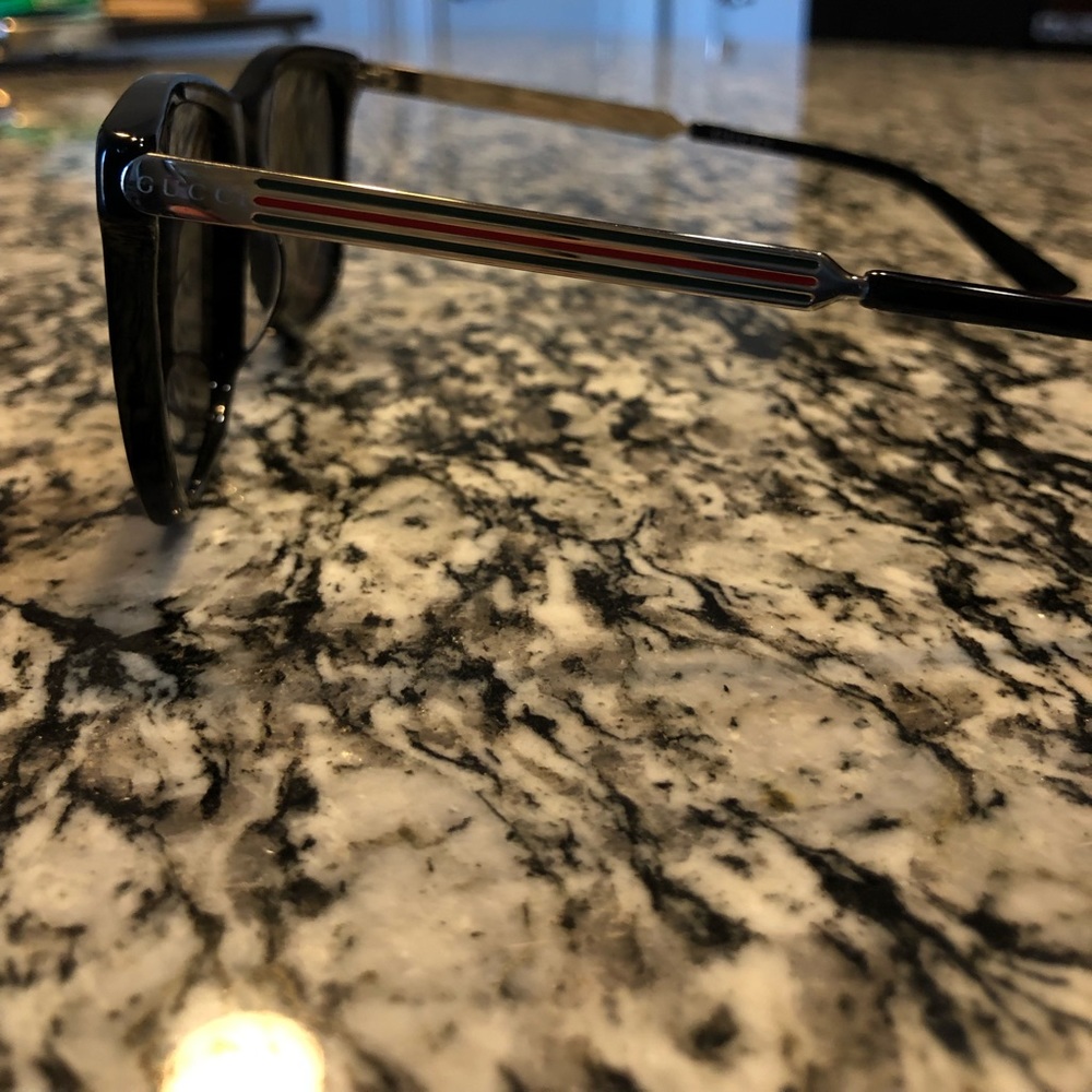 Black Gucci Sunglasses with case